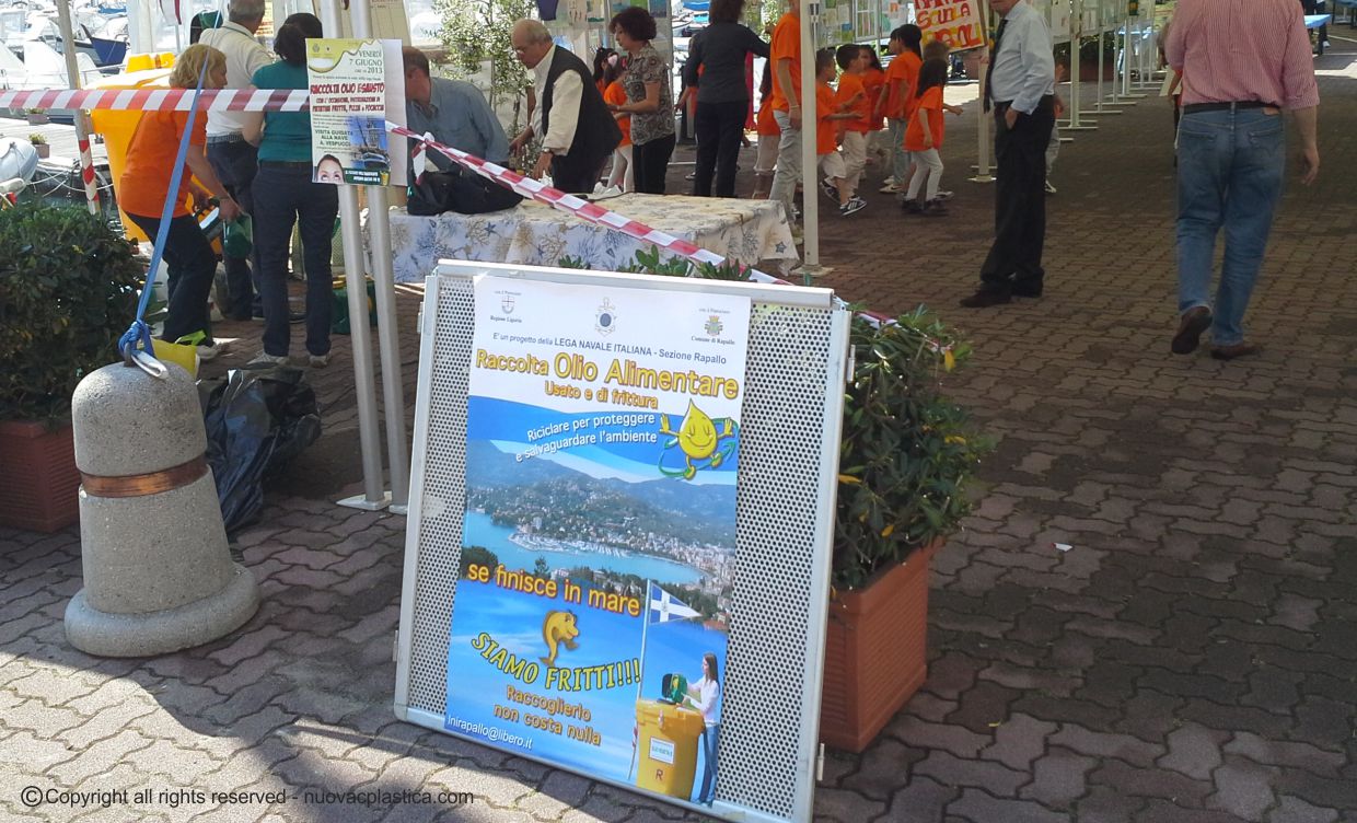 Children of Rapallo schools collect the used cooking oil
